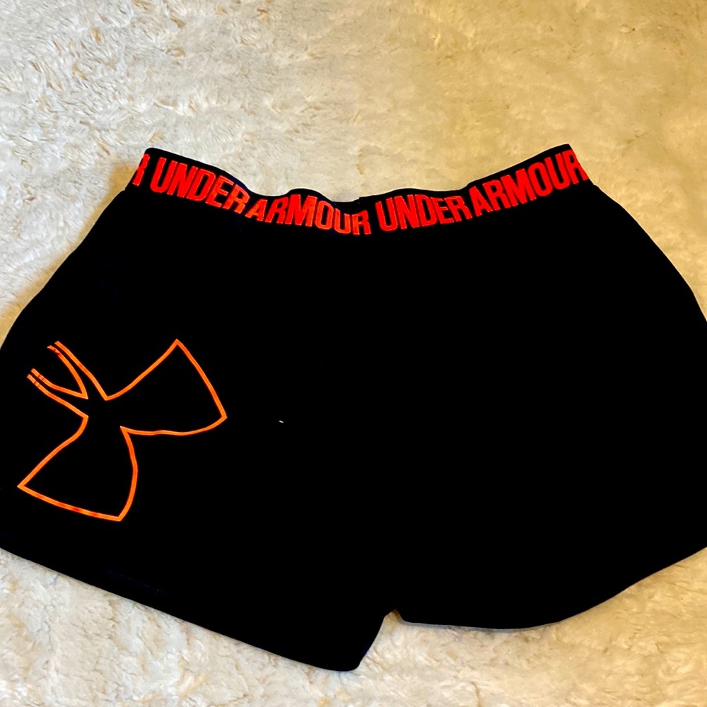 Under armor heat gear pocket shorts